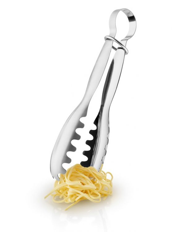 Nepaprasti įrankiai kasdienai: kodėl verta pasidomėti rečiau matomais virtuvės reikmenimis